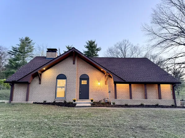 2017 Hickory Hill Ln, Hermitage, TN 37076