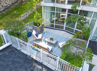 100 Thompson Ln APT 2A, Edgewater, NJ 07020