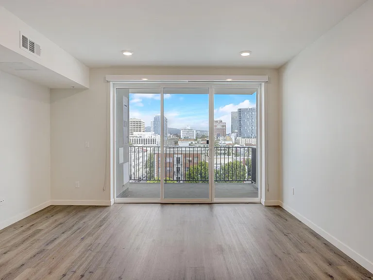 2783 Francis Ave — Photo 36