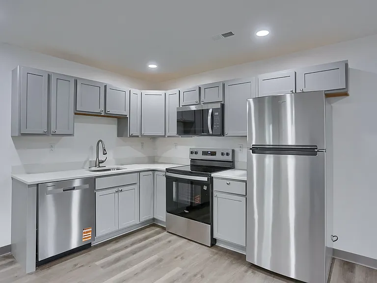 124 Kathleen Dr #7 — Photo 22