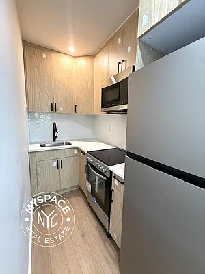 Kitchen, photo 1