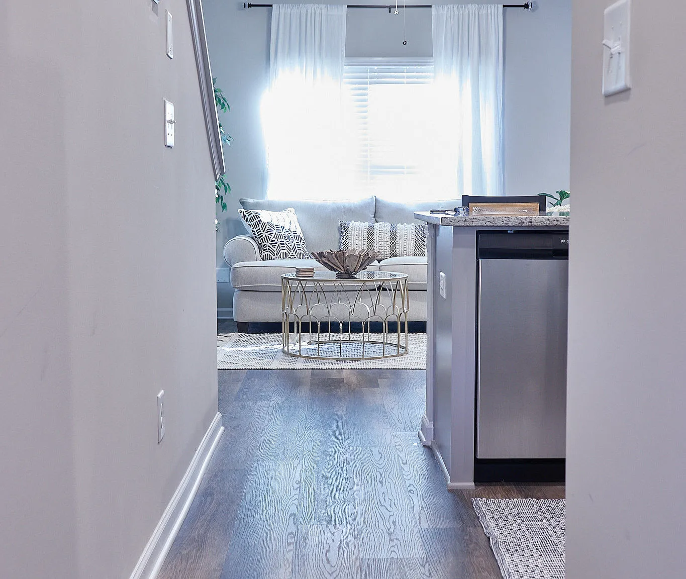 3 bed, 3.0 bath, $2,450 — Photo 2