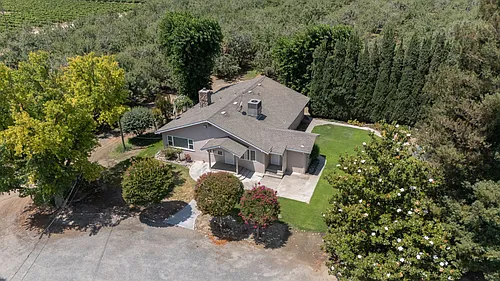 1519 Taylor Rd Photo 1