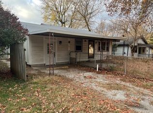 1653 N Hayes Ave, Springfield, MO 65803