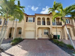 Courts At Tuscany, Miami, FL 33186