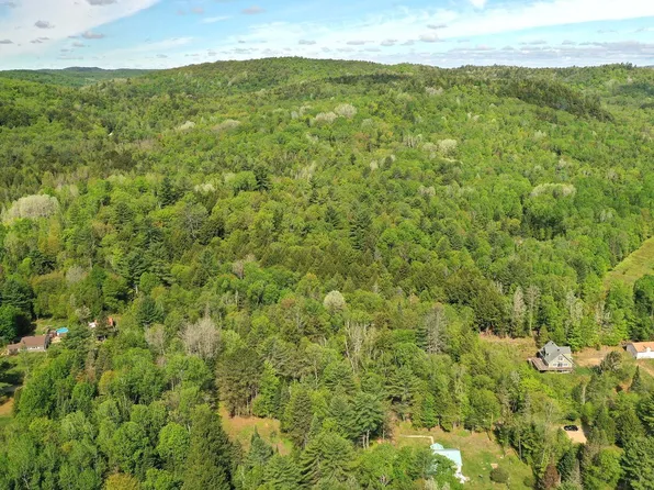 Chemin Burns, Harrington, QC J8E 2T3