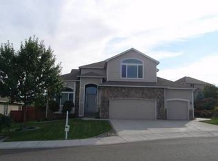 2765 Rue Ct, Richland, WA 99352