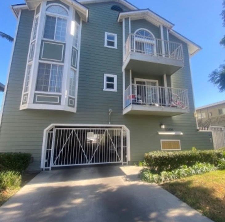 1st image of 1066 Coronado Ave APT 203
