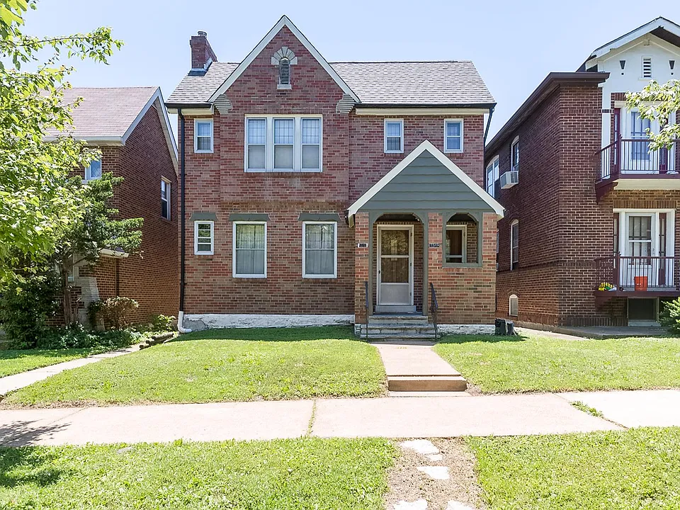5040 Oleatha Ave #A-2