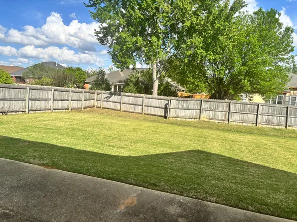 3225 Hammond Dr, Montgomery, AL 36116