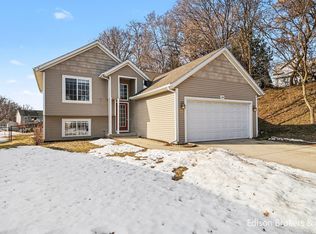 1005 Houseman Ave NE, Grand Rapids, MI 49503