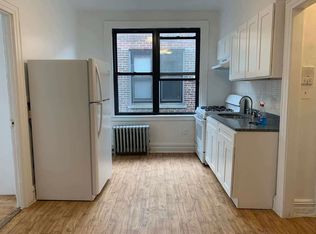 30-52 45th St #3A, Astoria, NY 11103