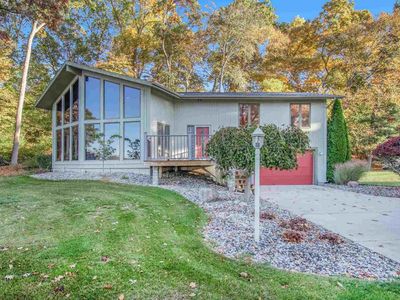 11201 River Oaks Ln W, Osceola, IN, 46561
