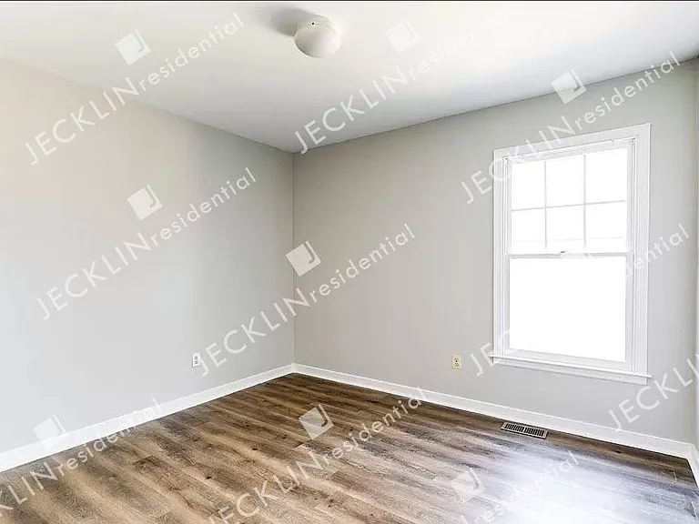 4670 Rollingwood Ln — Photo 41