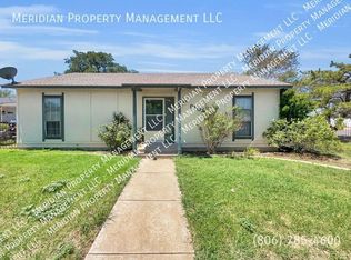 9102 Akron Ave, Lubbock, TX 79423