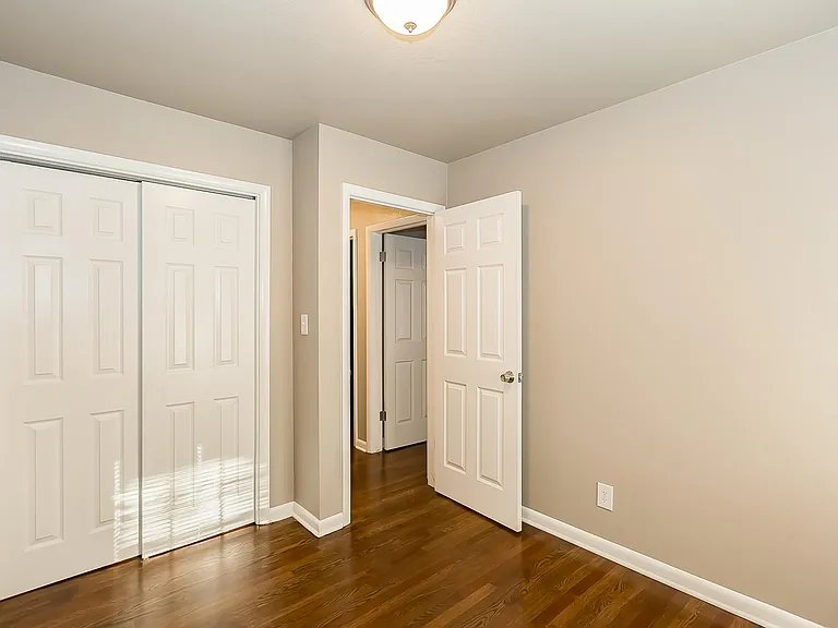 1520 NE 54th St — Photo 22