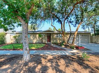 4093 N Tollhouse Rd, Fresno, CA 93726