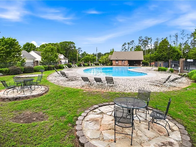 211 Oconee River Cir — Photo 27