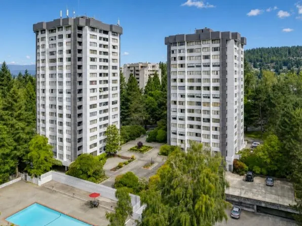 7376 Halifax St #1604, Burnaby, BC V5A 1M5