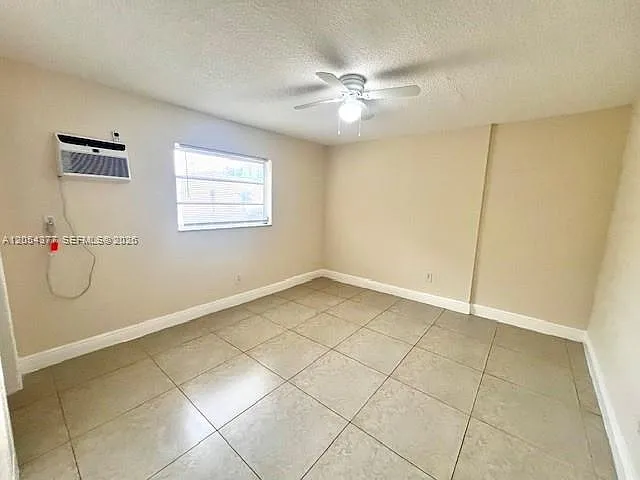 685 NE 85th St #2 — Photo 4