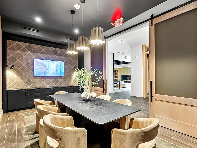 Alta New Carrollton — Photo 20