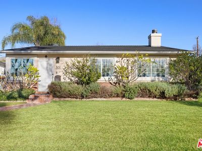 806 N Beachwood Dr, Burbank, CA, 91506