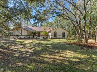 3825 W Douglasfir Cir, Beverly Hills, FL 34465