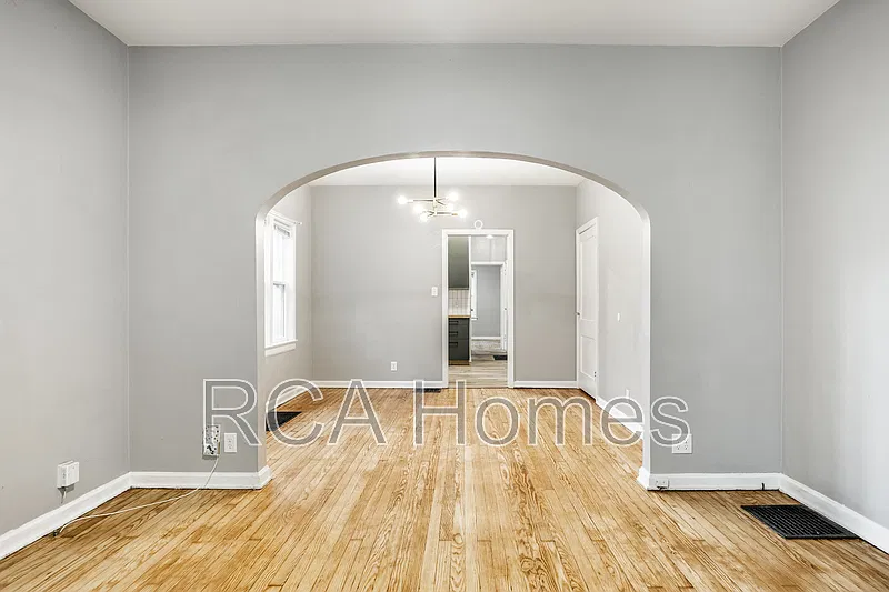 1 bed, 1.0 bath, $1,300 — Photo 4