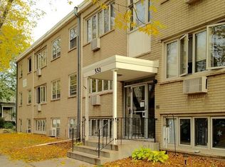 550 View St APT 16, Saint Paul, MN 55102