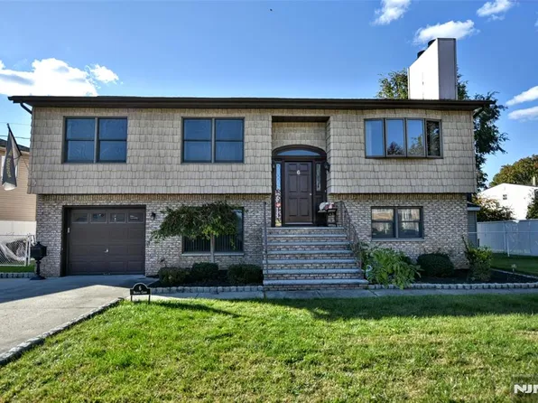 6 Branca Ct, Lodi, NJ 07644