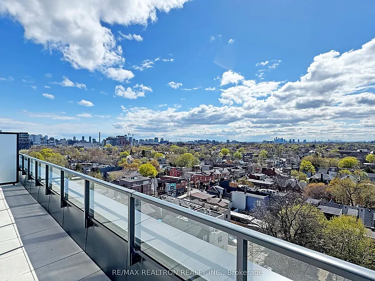 664 Spadina Ave #1001 — Photo 17