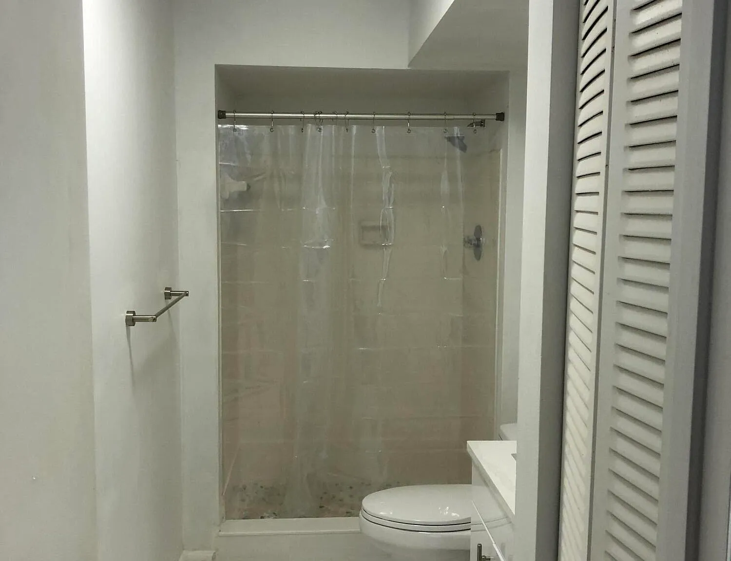 2 bed, 2.0 bath, 936 sqft, $2,195 — Photo 2