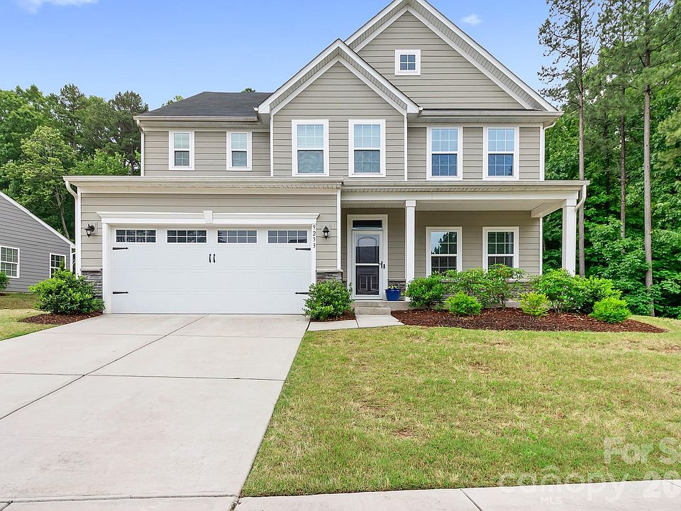 1st image of 9233 Hollow Bend Dr