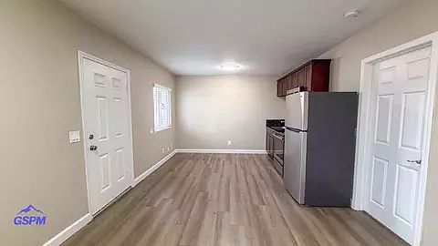 1st image of 2708 Highland Ave #17