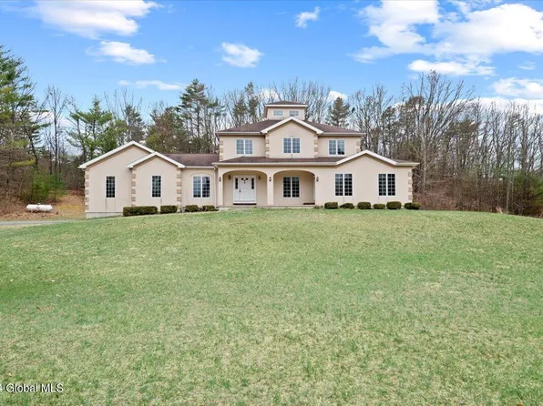 6 Taylor Road, Gansevoort, NY 12831
