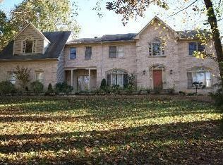 11905 Henderson Ct, Clifton, VA 20124