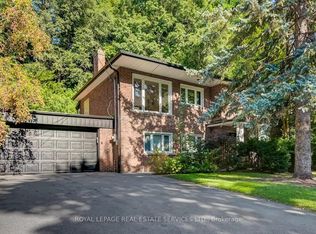 5 Easson Ave, Toronto, ON M6S3W6