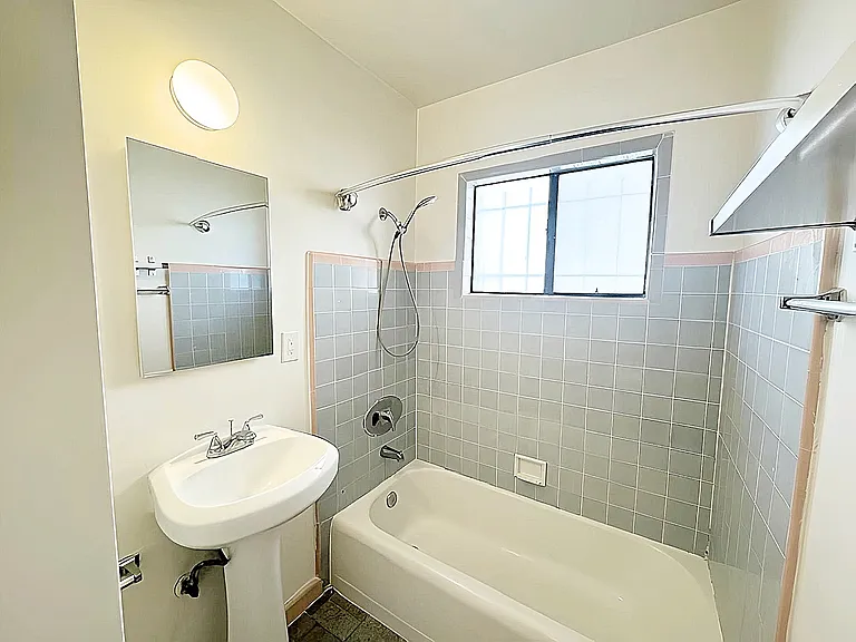 4919 Beverly Blvd #1 — Photo 10