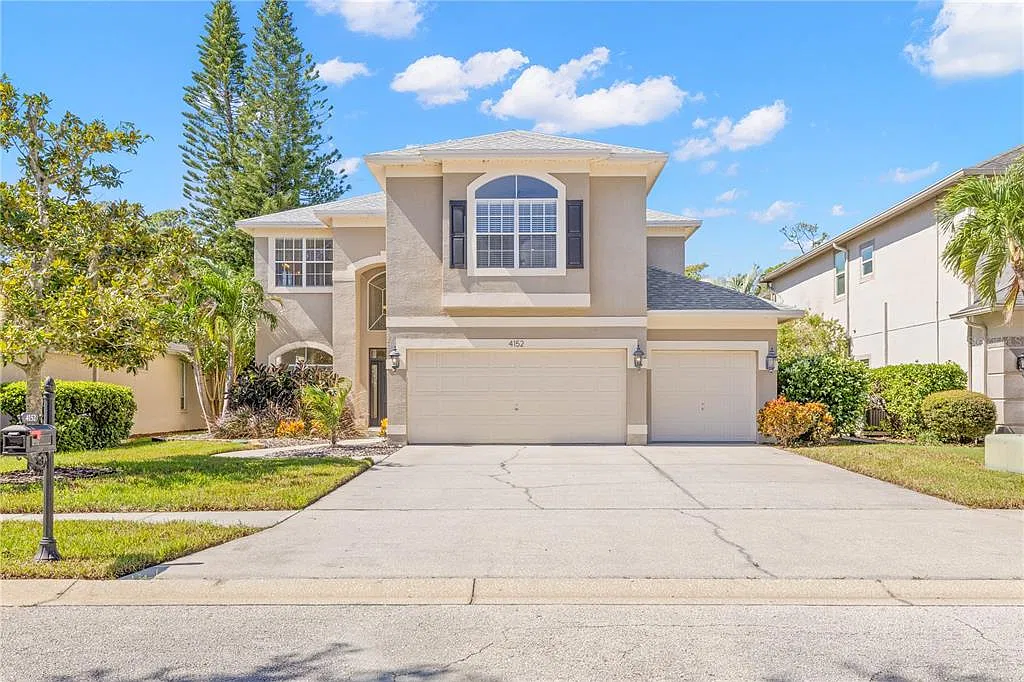 4 bed, 3.0 bath, 2878 sqft, $4,500 — Photo 1