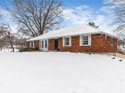 900 Jackson Dr, Liberty, MO, 64068