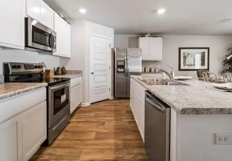 2551 Arbordale Loop — Photo 3