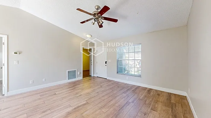 312 Crayford Pl — Photo 6