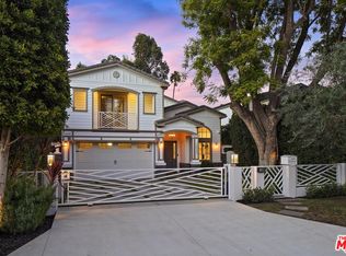 14953 Sutton St, Sherman Oaks, CA 91403