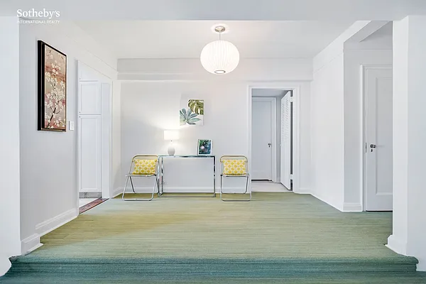 Sold by Sotheby's International Realty | media 3