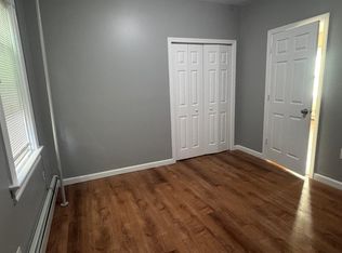 198 Regent Ave #1, Providence, RI 02908