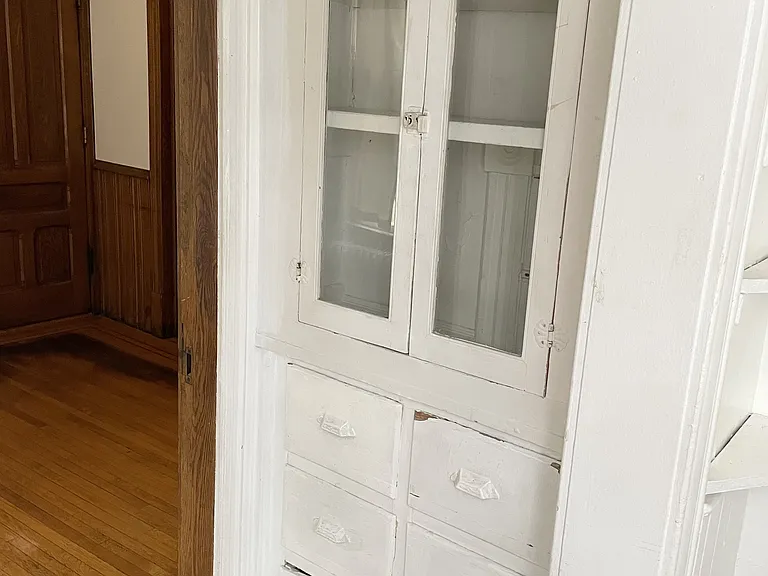 Raymond Flats — Photo 10