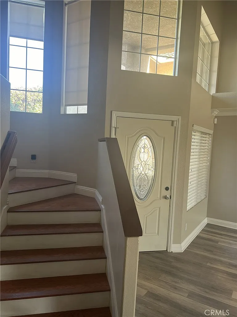 3 bed, 2.5 bath, 1950 sqft, $2,900 — Photo 1