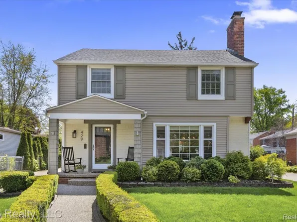 429 Roland Rd, Grosse Pointe Farms, MI 48236