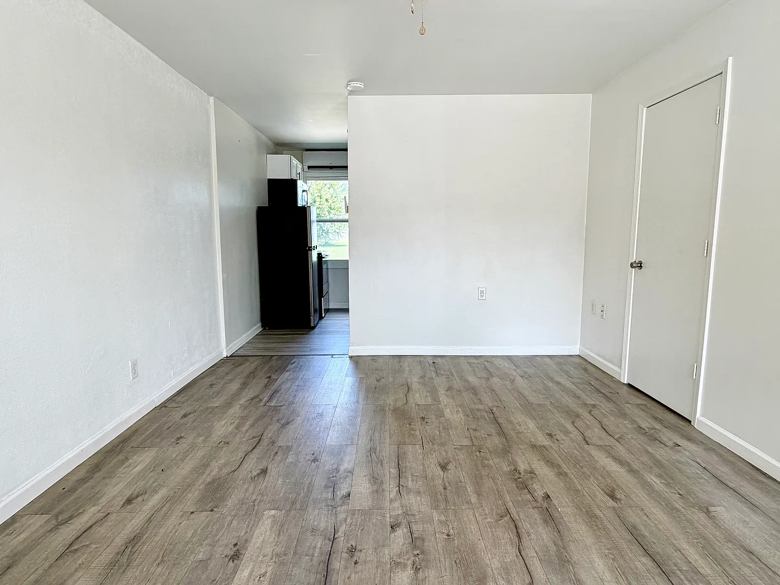3632 Manslick Rd. — Photo 2