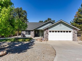 27820 Preakness Dr, Tehachapi, CA 93561